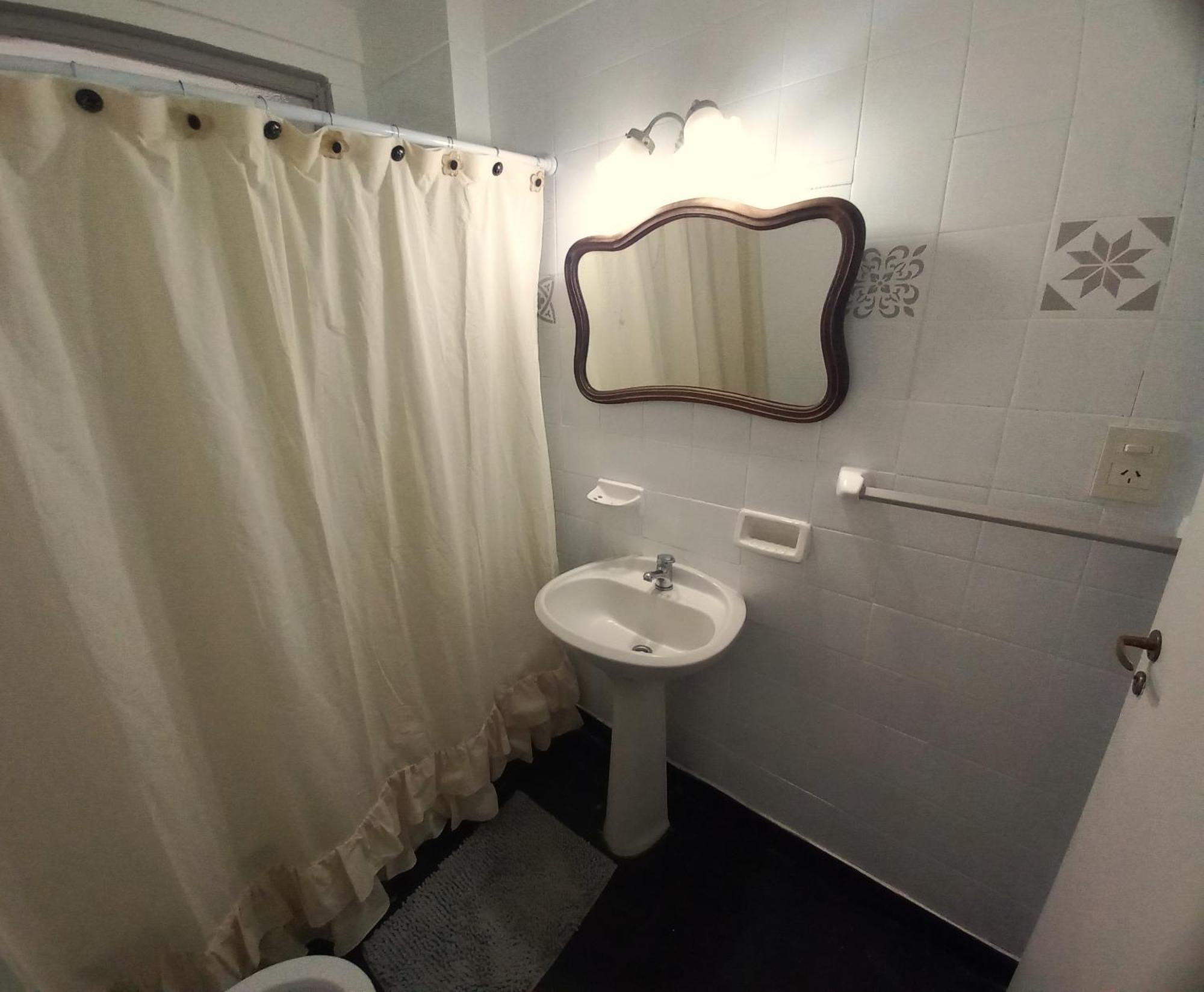 Hermoso Y Amplio Departamento En Caballito 4 Personas Buenos Aires